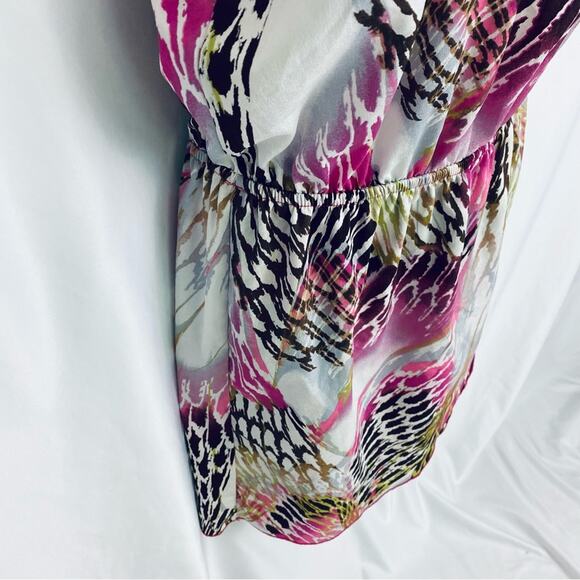 Varga Lightweight Dress Size Medium - Picture 8 of 11